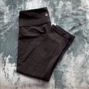 Lululemon Black Cropped Leggings